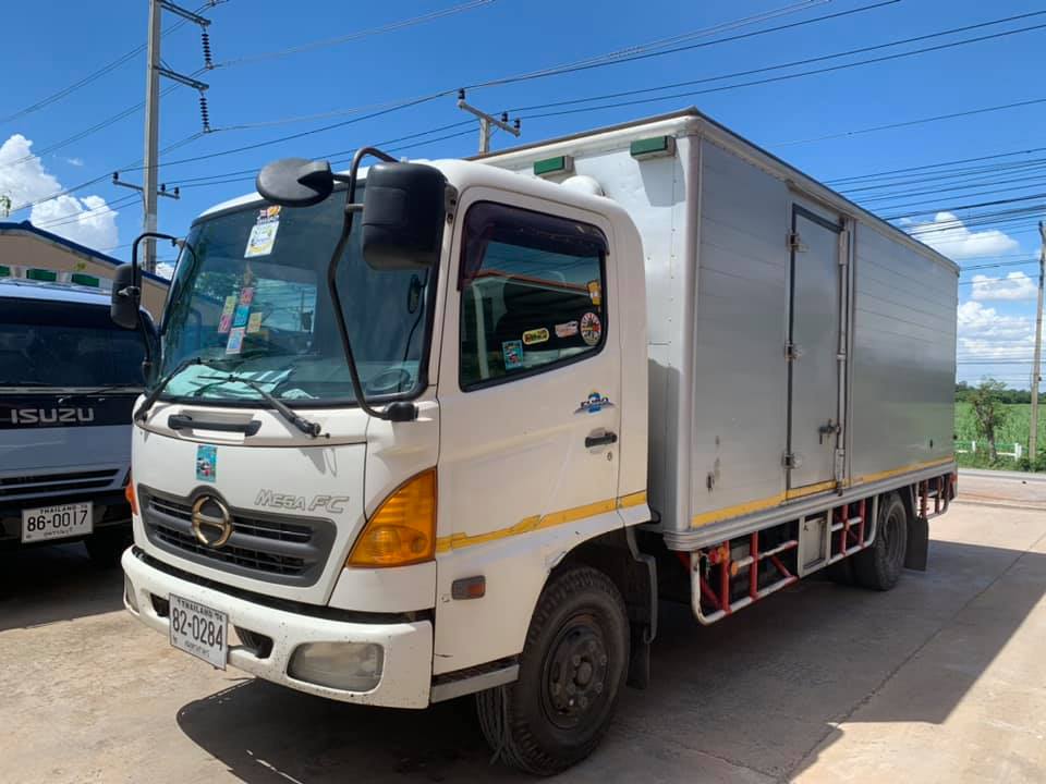 HINO FC4J ปี 51 เครื่อง 144 แรง ตู้บรรทุก 3 บาน