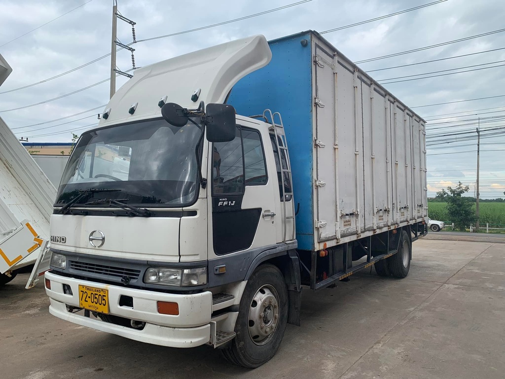 HINO FF1J ปี 44 เครื่อง JO58C 210 แรง ตู้บรรทุก 10 บาน